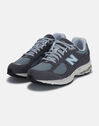 Mens 2002R Trainers