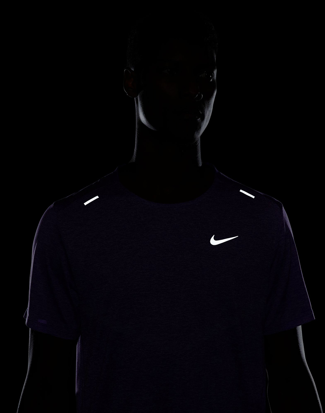 Nike Mens Rise 365 T-Shirt - Purple | Life Style Sports UK