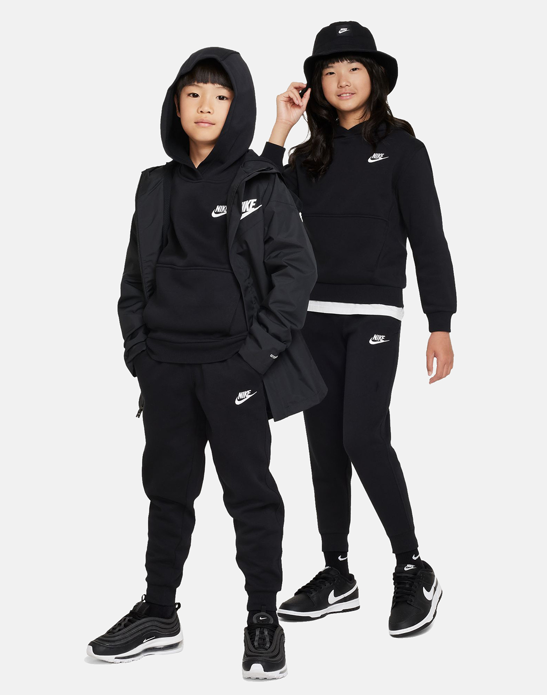 Nike Older Kids Club Fleece Jogger - Black | Life Style Sports UK