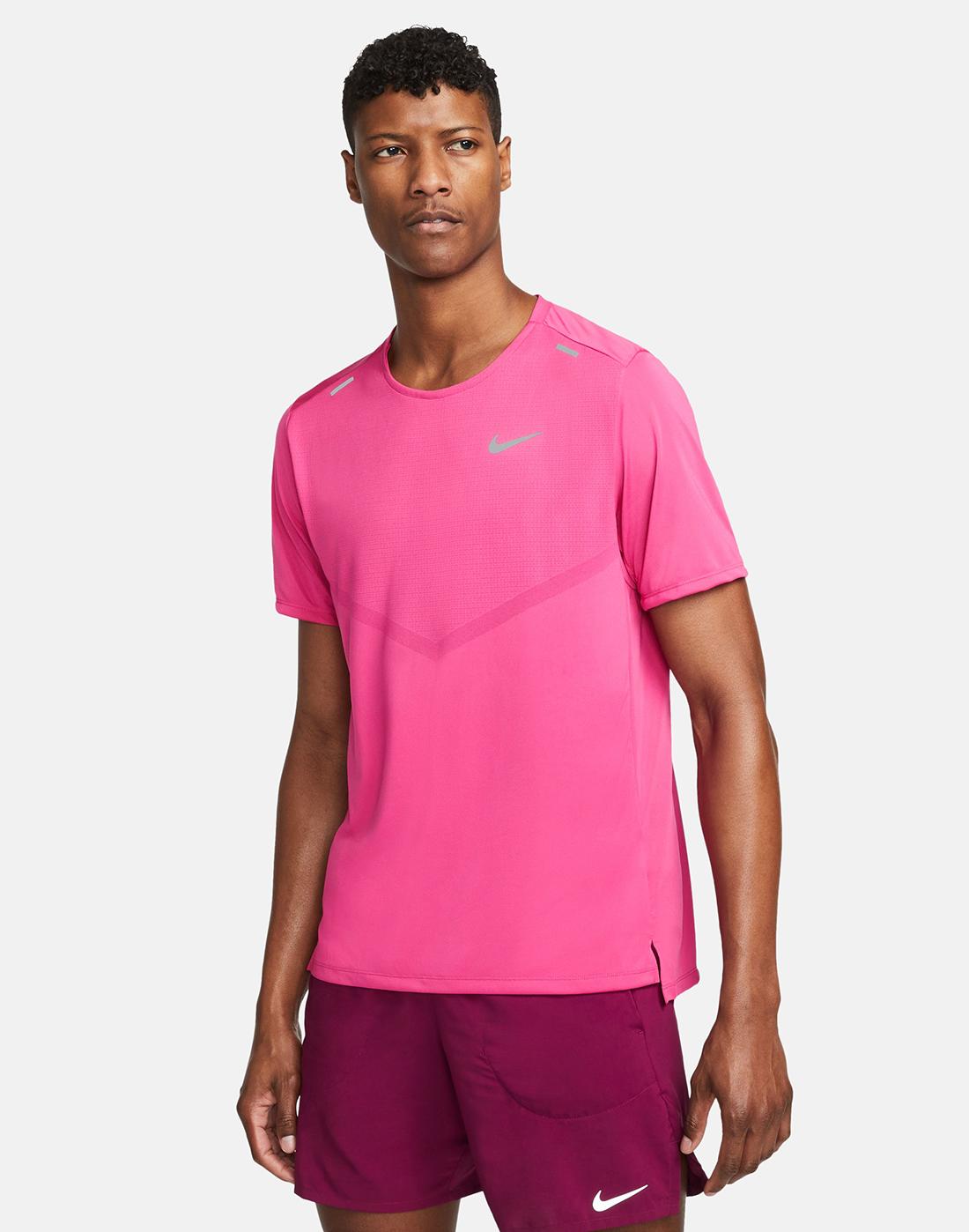 Nike Mens Rise 365 T-Shirt - Pink | Life Style Sports UK