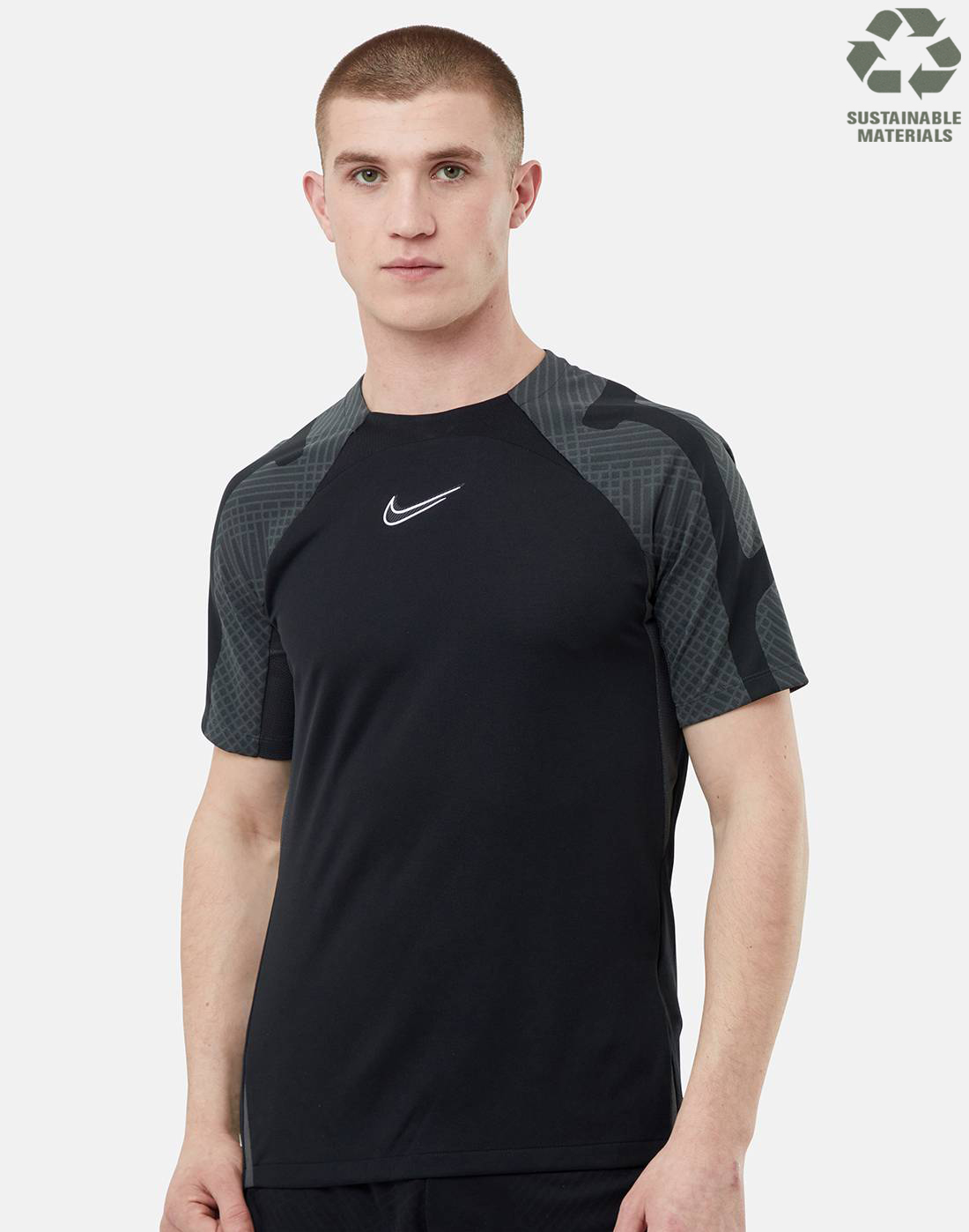 Nike Mens Strike T-Shirt - Black | Life Style Sports UK