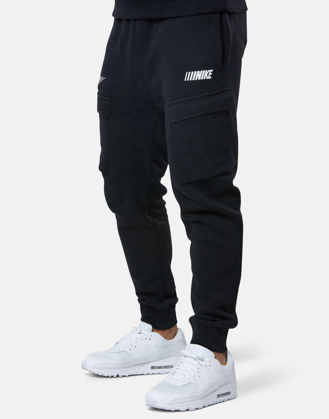 Nike on tour cargo track pants clearance