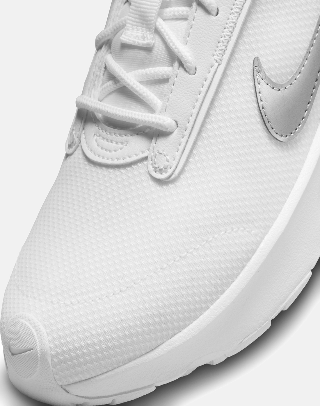 Nike Womens Air Max Intrlk Lite - White | Life Style Sports IE