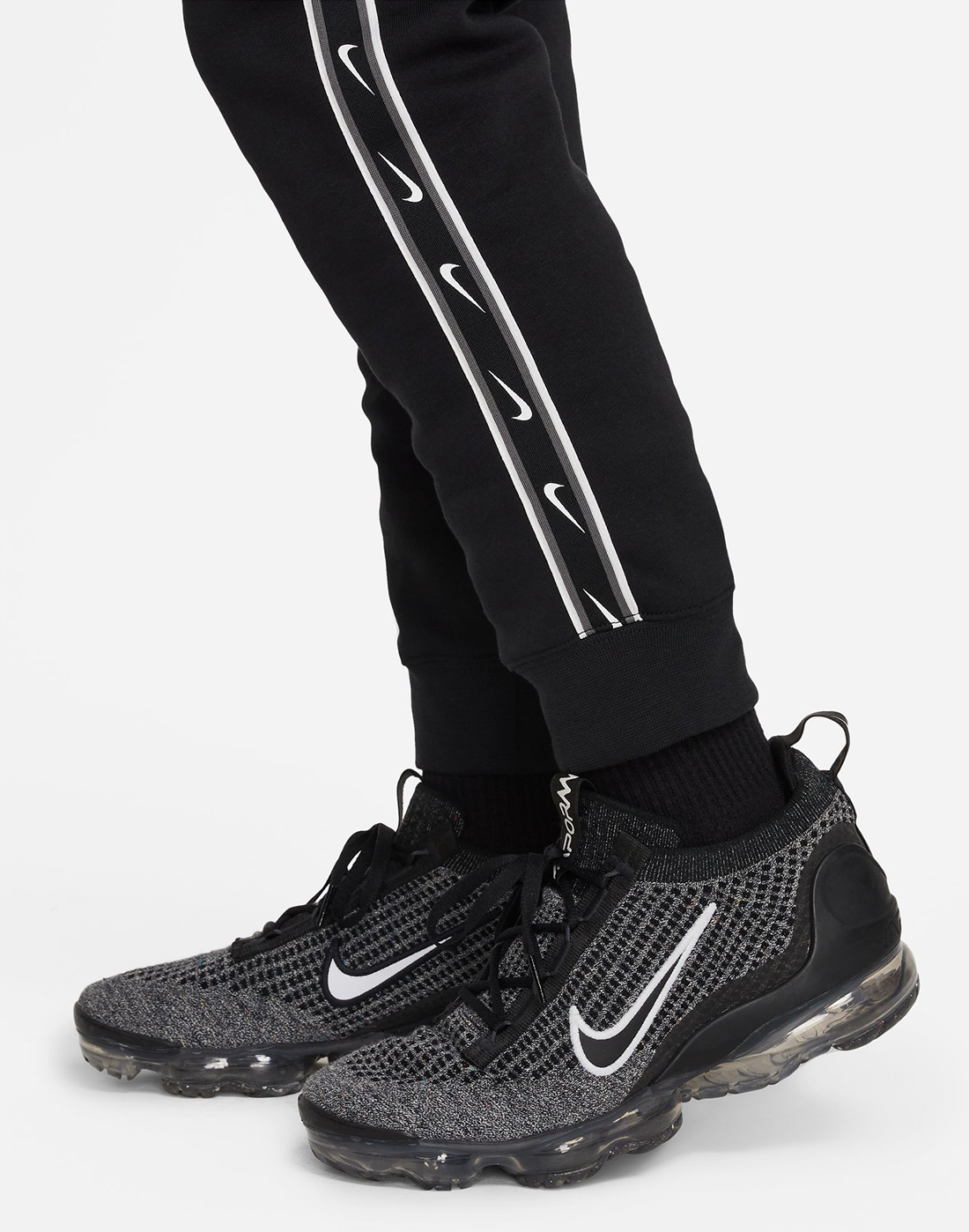 Nike Older Boys Repeat Cargo Pant - Black | Life Style Sports UK