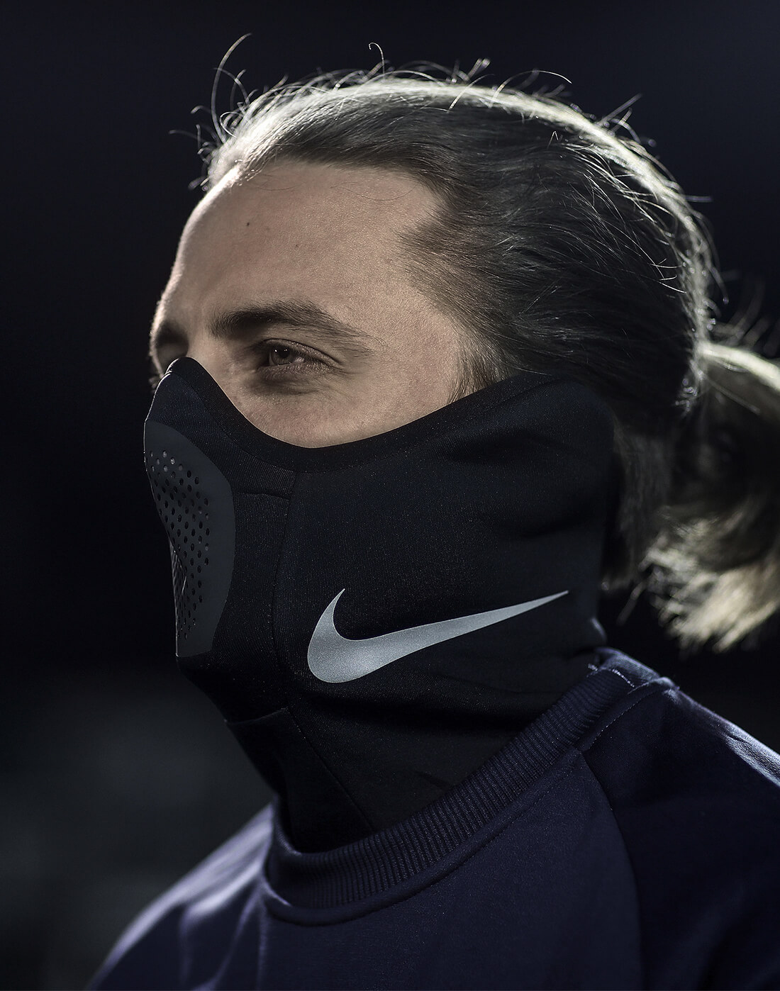 nike winter warrior snood