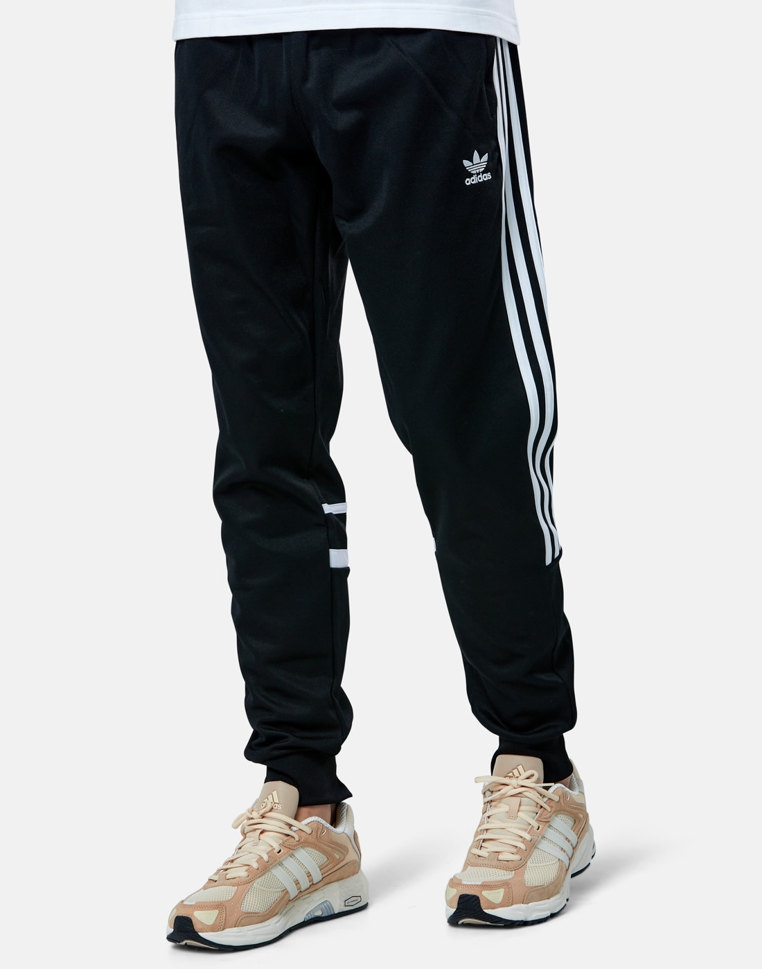 adidas Originals Mens Challenger Pants - Black | Life Style Sports EU