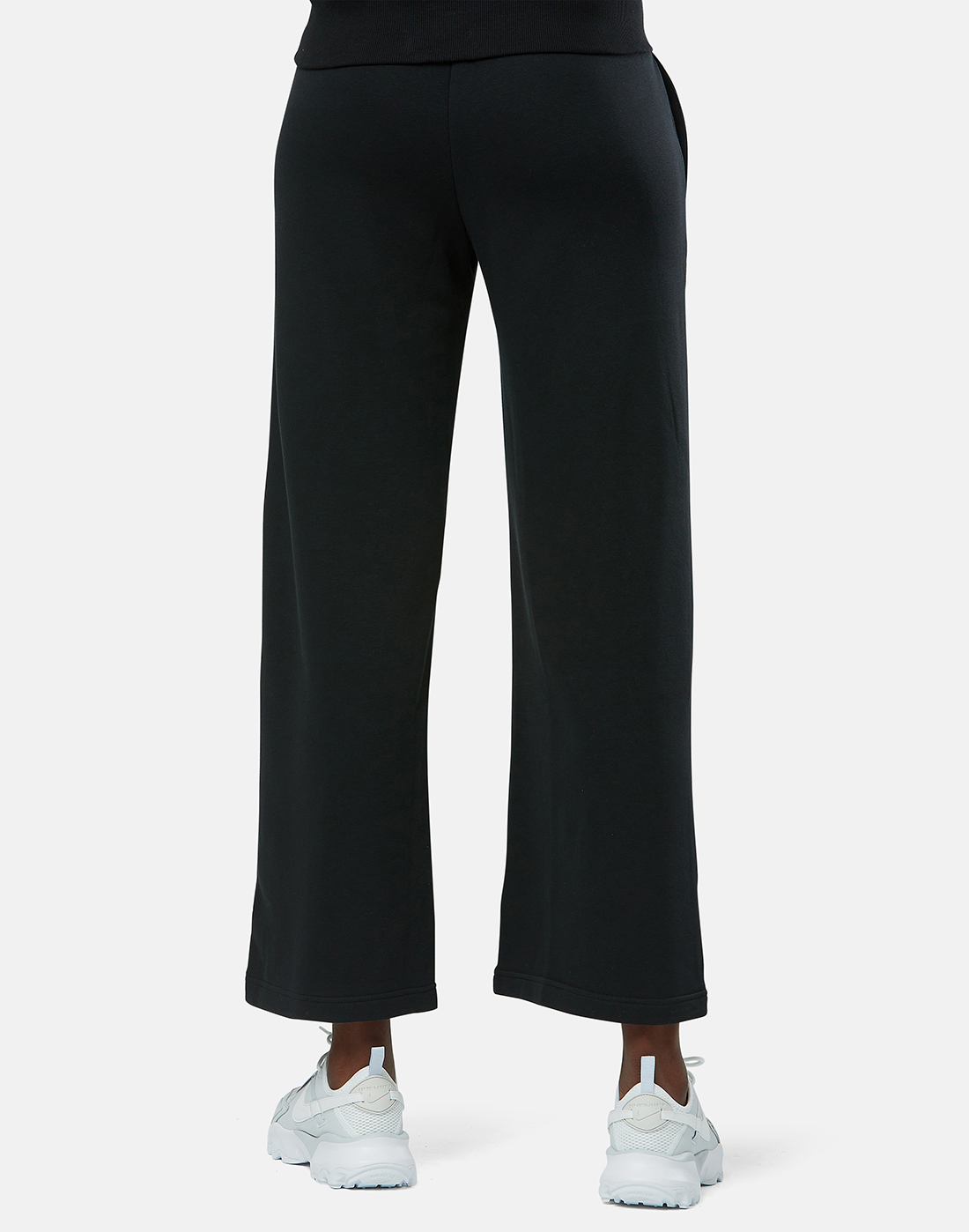 Nike Womens Club Fleece Wide Leg Pants - Black | Life Style Sports UK