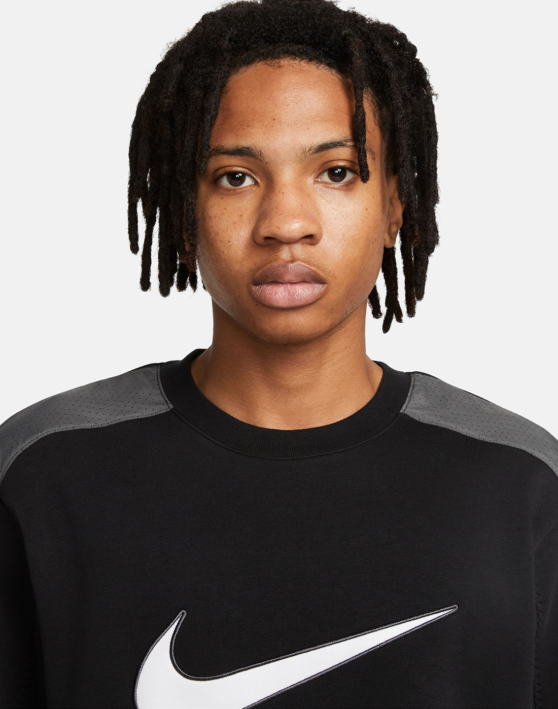 Nike Mens Sports Fleece Crew Neck Sweatshirt - Black | Life Style Sports UK