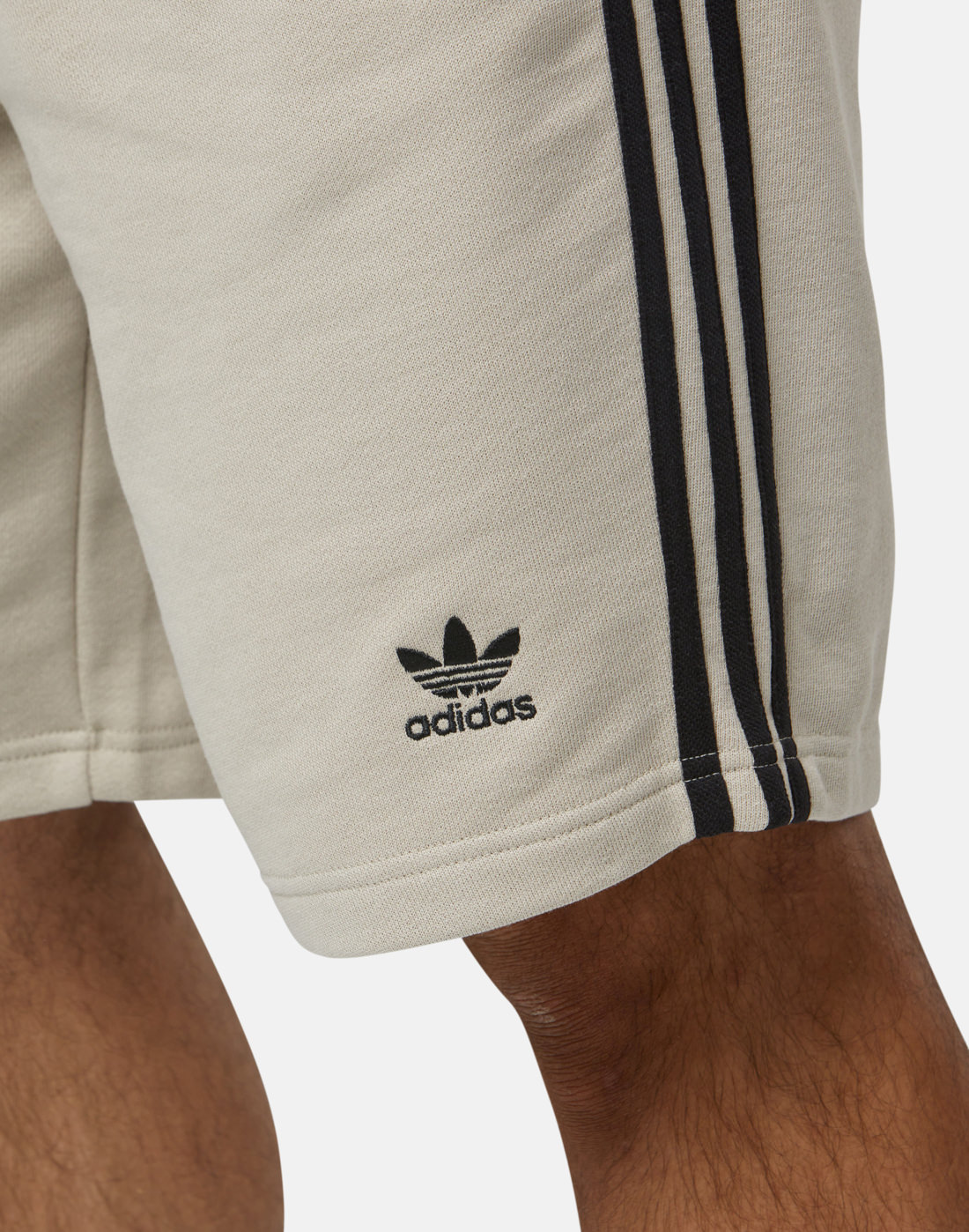 adidas Originals Mens 3 Stripe Fleece Shorts Cream Life Style Sports IE