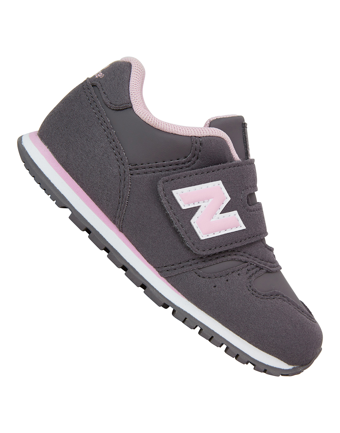 new balance youth trainers