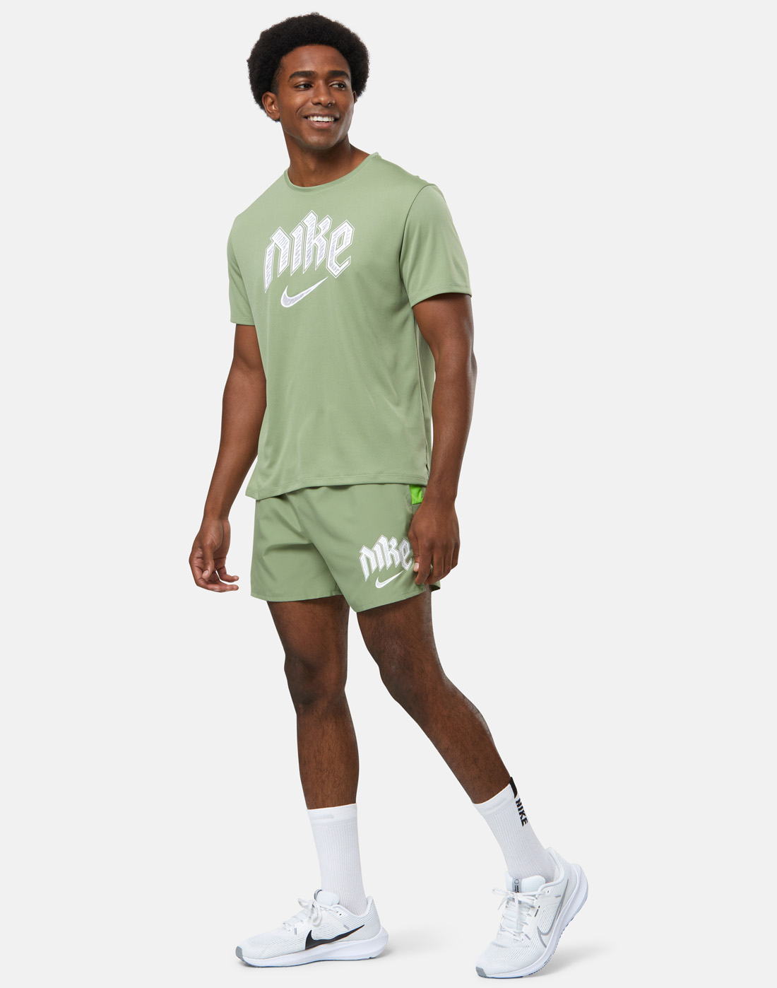 Nike Mens Run Division Miler T-Shirt - Green | Life Style Sports EU