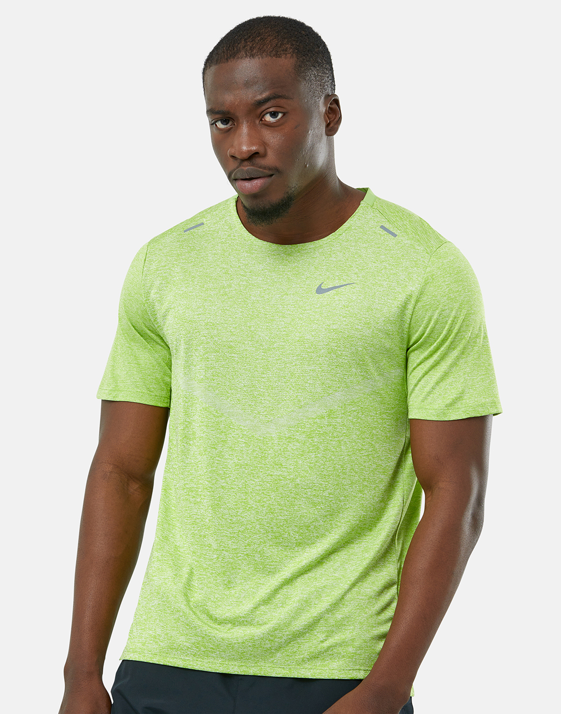 Nike Mens Rise 365 T-Shirt - Green | Life Style Sports IE