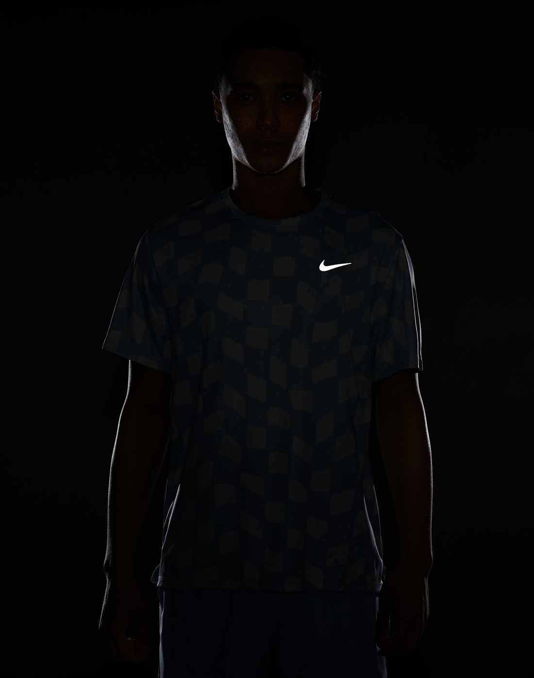 Nike Mens Run Division T-Shirt - Blue | Life Style Sports UK