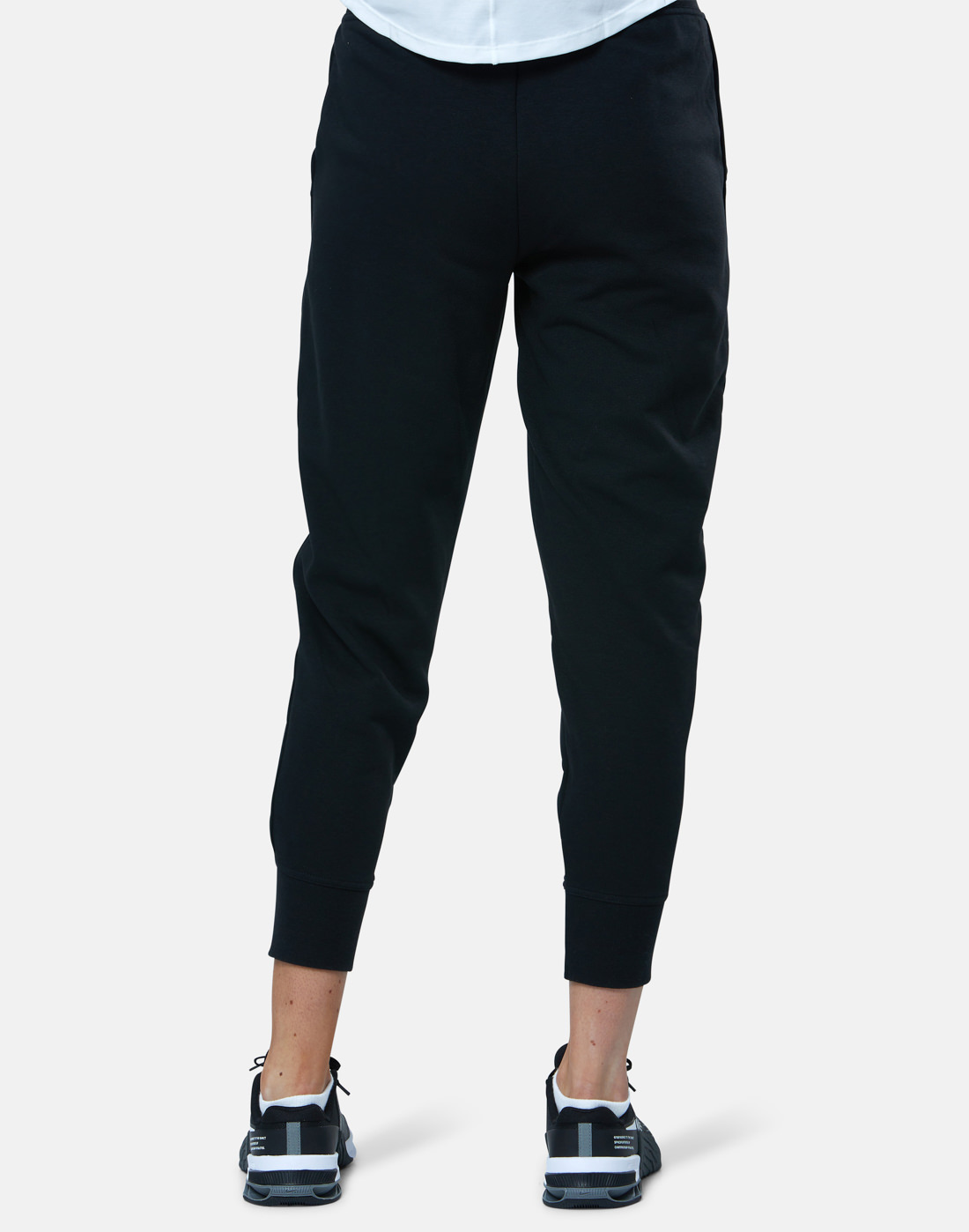 Nike tech training pants online