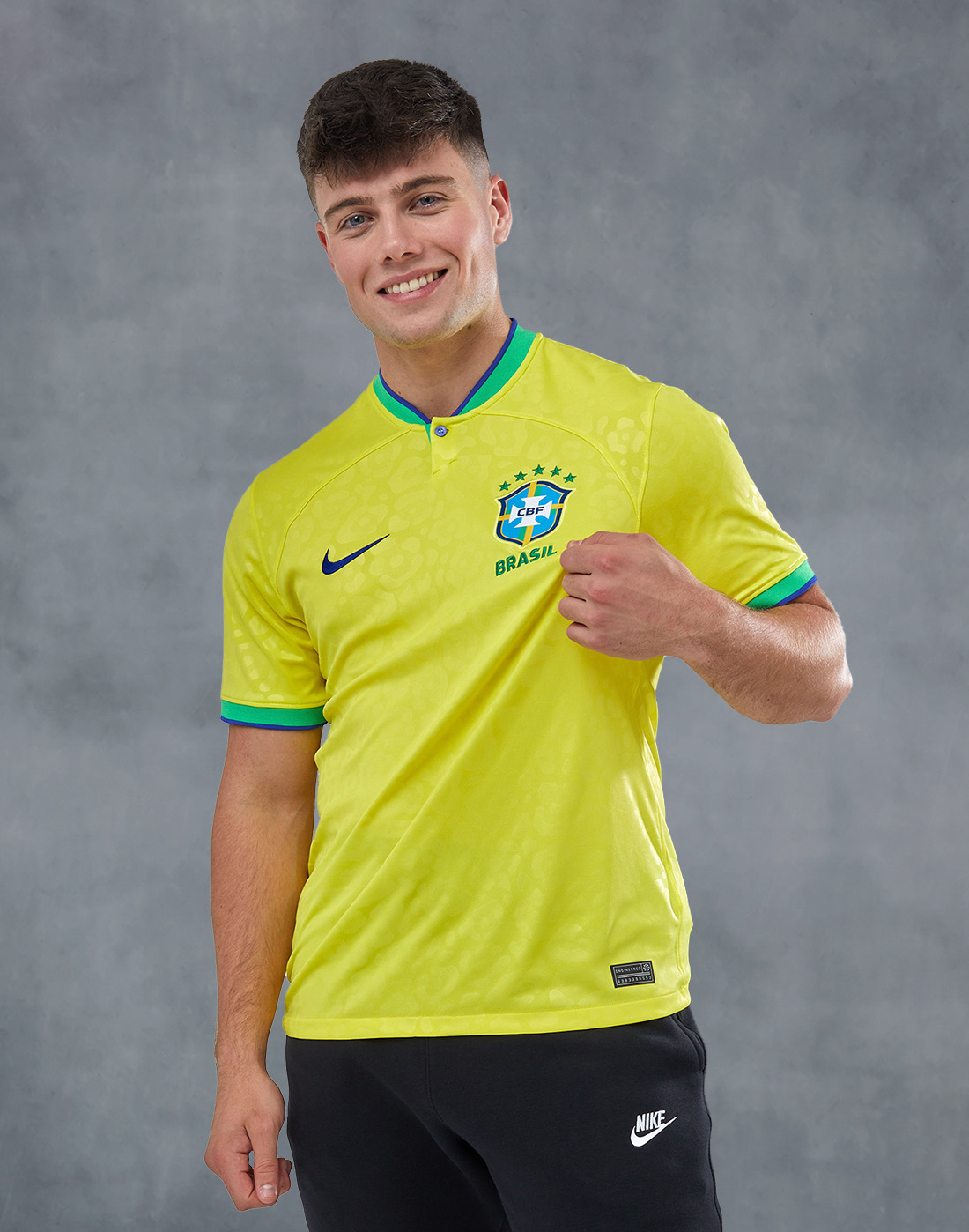 Men's Replica Nike Neymar Jr. Brazil Home Jersey 2022 DN0680-741